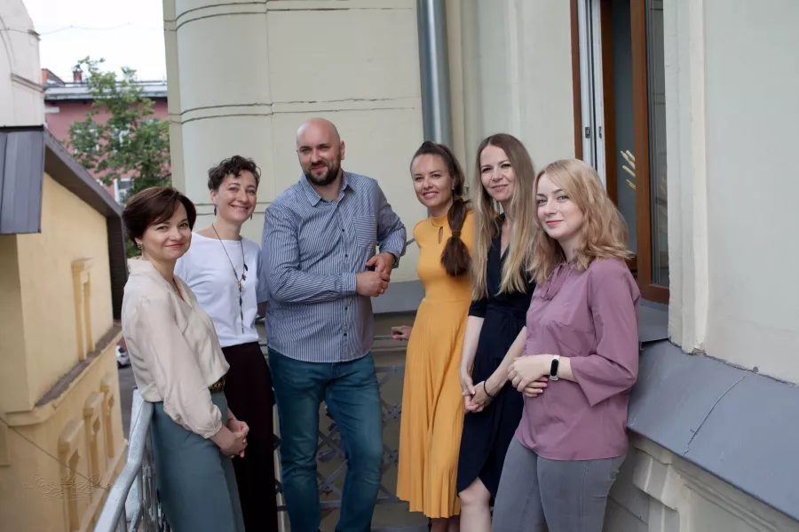 Вера Сухих & CO - Психологи очно и онлайн в Москве: Психолог, Психотерапевт, Семейный Психолог,