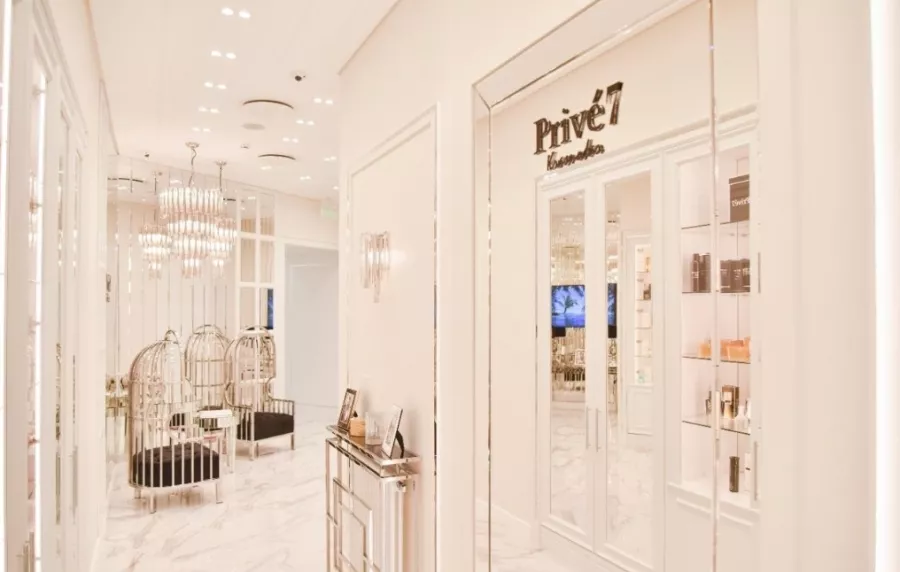 Салон красоты Prive7 в Краснодаре: Макияж, Брови, Ресницы, Ногти,
