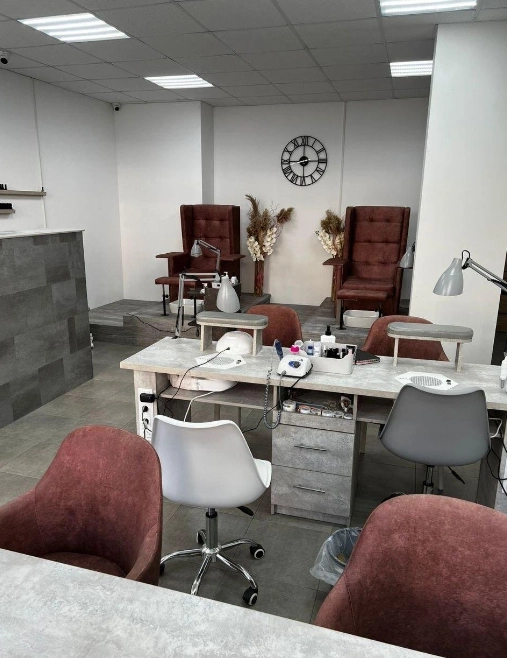 Ногтевая студия Love Beauty Studio в Краснодаре: Ногти, Брови, Ресницы,