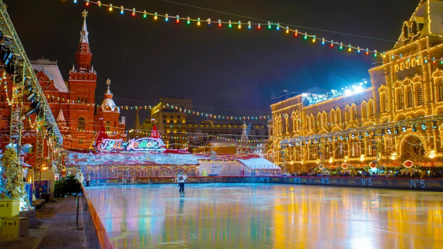 Гум Каток в Москве: Каток, Коньки,