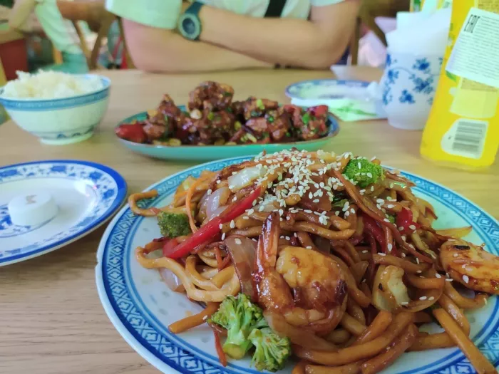 Кафе "Fu Dog China"