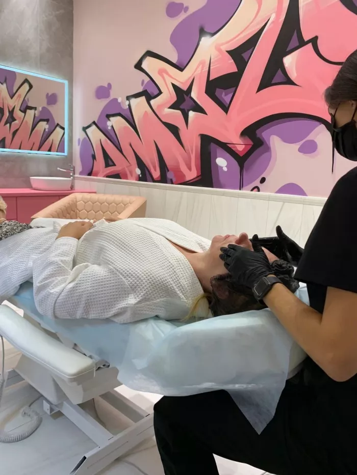 Салон красоты "13 BEAUTY STUDIO"