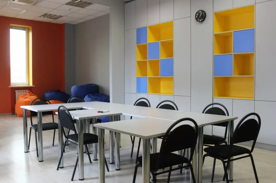 Школа английского языка Pilot language school в Ростове-на-Дону: Школа английского языка, Английский язык,