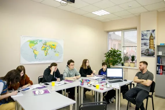 Школа английского языка "Pilot language school"