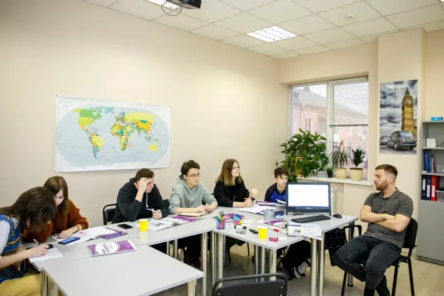 Школа английского языка Pilot language school в Ростове-на-Дону: Школа английского языка, Английский язык,