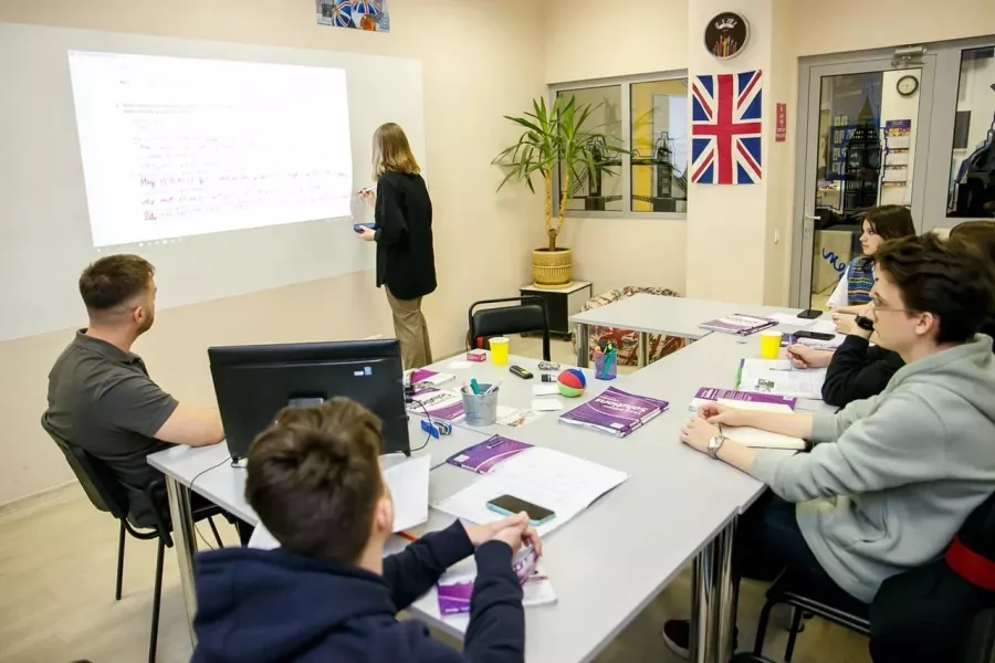 Школа английского языка Pilot language school в Ростове-на-Дону: Школа английского языка, Английский язык,