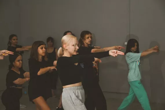 K-pop танцы "KDome studio"