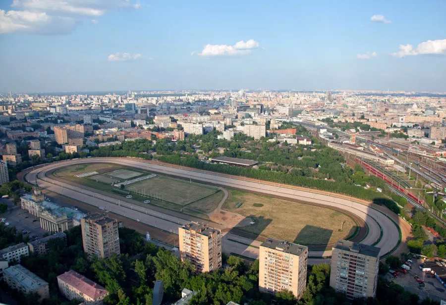 Центральный Московский ипподром в Москве: Кони, Скачки, Ипподром, Конюшня, Корпоратив,