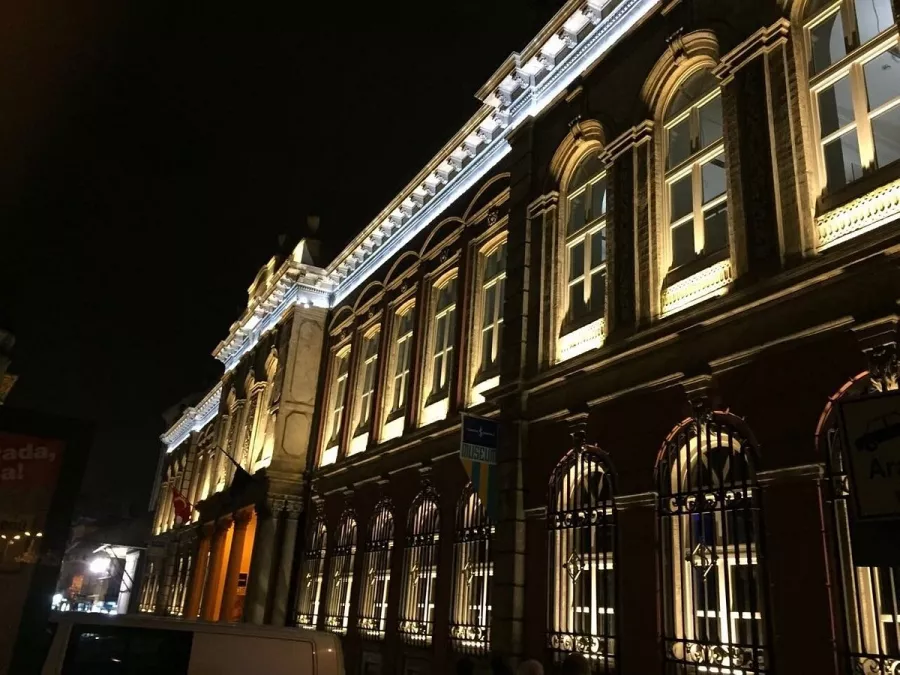 Музей национального банка Турции (Isbank Museum) в Стамбуле: Музеи Стамбула, Турция экскурсия, История , Чилим,