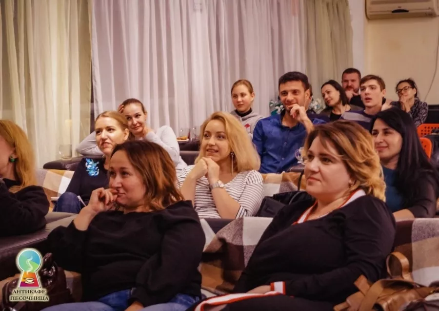 Антикафе Песочница в Краснодаре: Тренировка, Библиотека, Бар, Антикафе, Мастер-классы, Отдых,