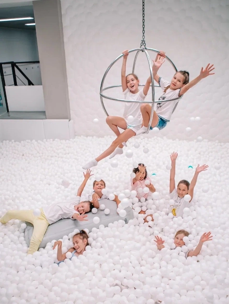 Сухой бассейн Облака в Краснодаре: Бассейн, Банкетный зал, Не пропусти, Игры,