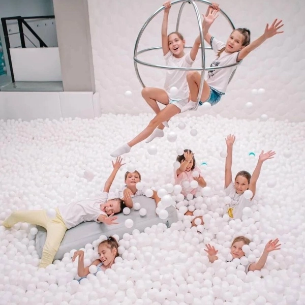 Сухой бассейн Облака в Краснодаре: Бассейн, Банкетный зал, Не пропусти, Игры,