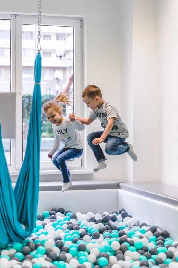 Сухой бассейн Облака в Краснодаре: Бассейн, Банкетный зал, Не пропусти, Игры,