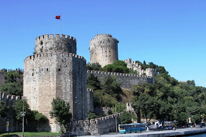 Крепость Румелихисар (Rumeli Hisarı) в Стамбуле: Экскурсии, Крепости Стамбула, Старый город, История Стамбула,