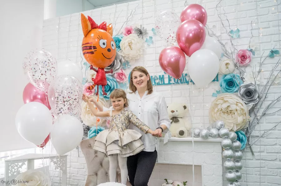 Детская игротека Страна чудес в Краснодаре: Мероприятия, Детский центр, Аниматоры, Батут, Лабиринт, Фото, Игры,