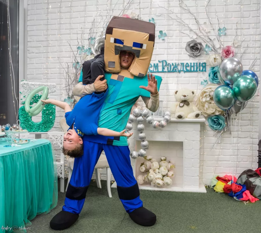 Детская игротека Страна чудес в Краснодаре: Мероприятия, Детский центр, Аниматоры, Батут, Лабиринт, Фото, Игры,