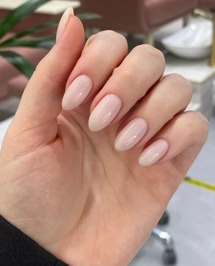 Салон красоты 13 Beauty by Timati в Краснодаре: Салон красоты, Брови, Ресницы, Стрижки, Волосы, Причёски, Педикюр, Маникюр, Ногти, Макияж, Укладки,