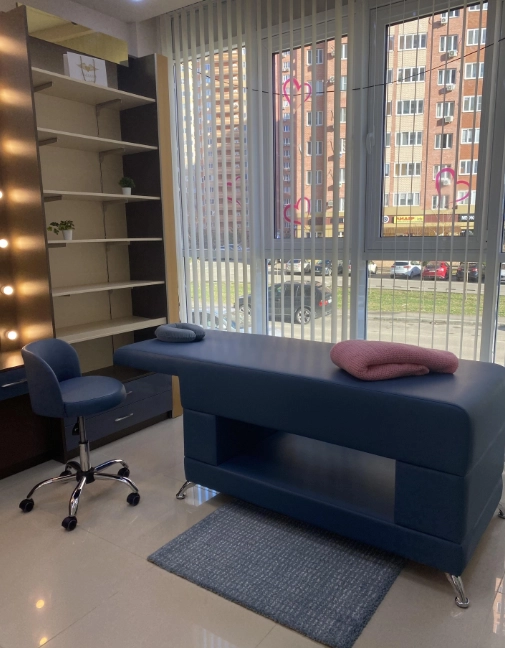 Бьюти-коворкинг Milano Coworking в Краснодаре: Рабочее место, Для мастеров индустрии красоты, Мастер-классы, Рабочее пространство, Лекции, Фрилансер ,