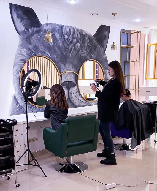 Бьюти-коворкинг Milano Coworking в Краснодаре: Рабочее место, Для мастеров индустрии красоты, Мастер-классы, Рабочее пространство, Лекции, Фрилансер ,