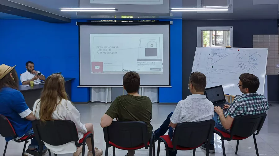 Коворкинг-центр Локация в Краснодаре: Коворкинг, Рабочее место, Конференц-зал, Оборудование, Кухня, Разное,