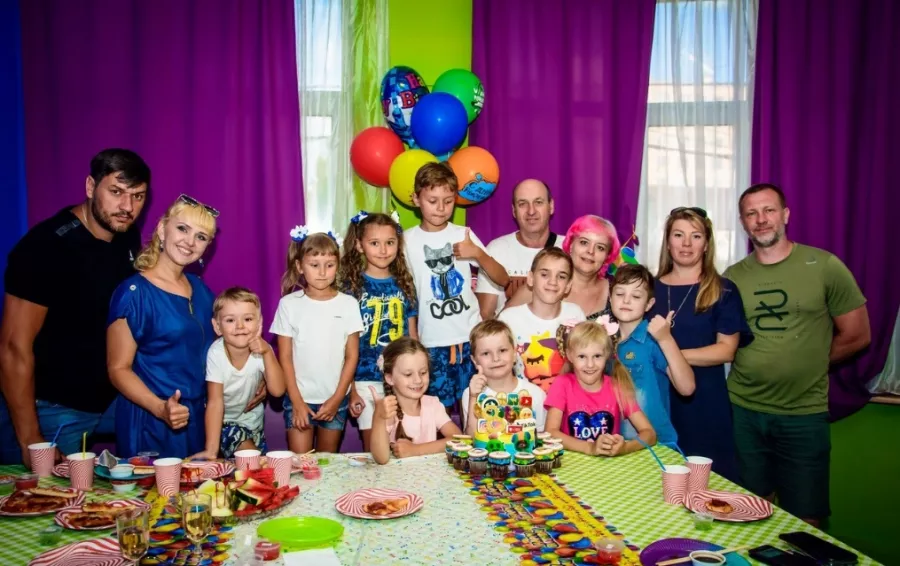 Лазертаг-клуб АТАКА в Краснодаре: Лазертаг, Банкетный зал, Детские праздники, Мероприятия, Игровон пространство, Стрелялки,
