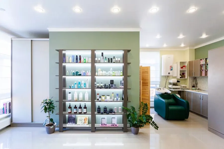 Салон красоты Bi_club_beauty в Краснодаре: Салон красоты, Маникюр, Педикюр, Ногти, Волосы, Брови, Стрижки, Укладки, Окрашивание, Причёски,
