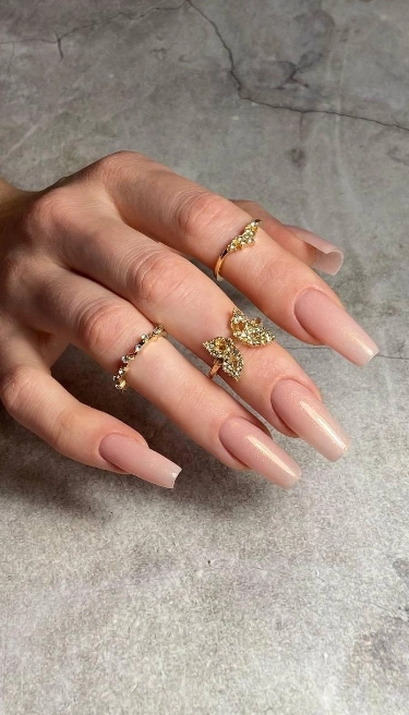 Ногтевая студия Bazza Nails в Краснодаре: Студия красоты, Маникюр, Педикюр, Ногти, Наращивание ногтей, Восстановление ногтей, Брови, Визаж, Причёски,