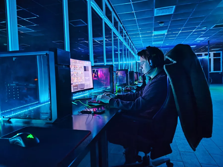 Компьютерный клуб Gnet в Краснодаре: Компьютерный клуб, Компьютерные игры, ПК, Круглосуточно, Удобные кресла, Киберспорт,