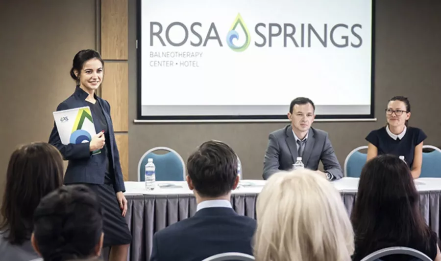 Конференц-пакеты для деловых мероприятий в отеле Rosa Springs в Красной Поляне: Конференция, Организация, Залы, Деловые встречи, Переговоры,