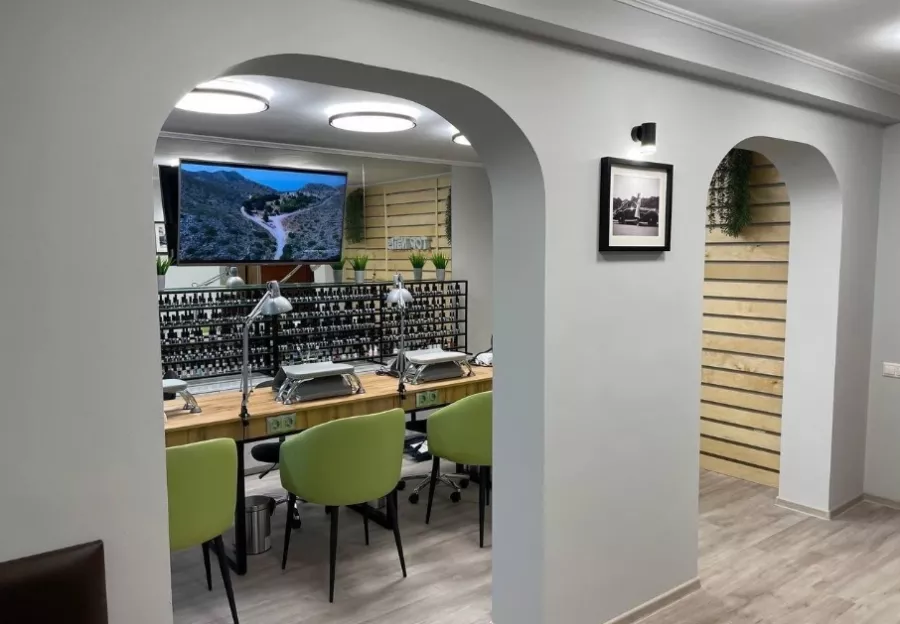 Студия маникюра и педикюра Top Nails в Краснодаре: Маникюр, Педикюр, Студия красоты, Ногти, Наращивание, Коррекция,