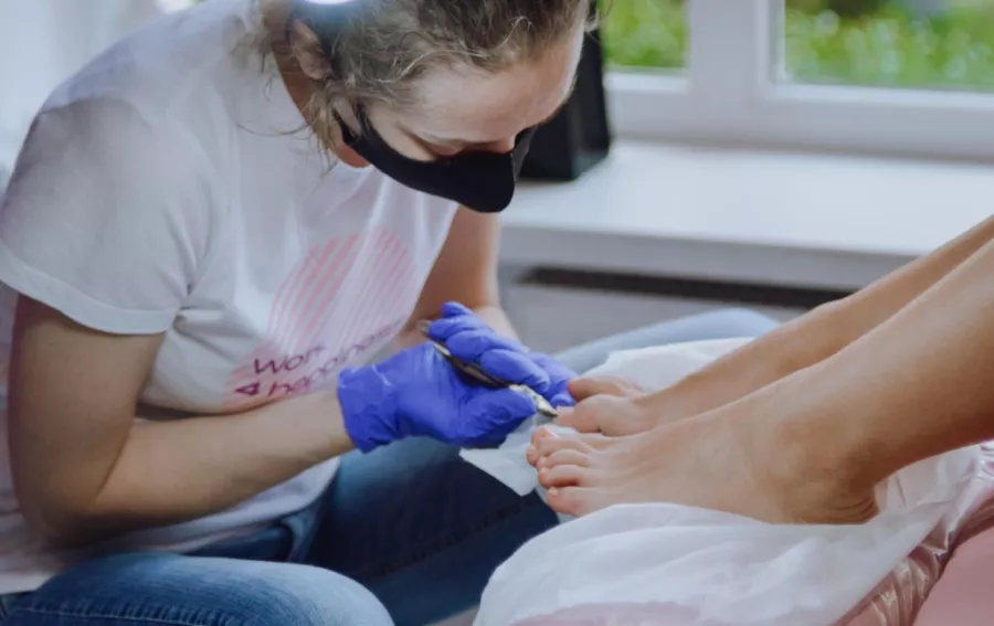 Салон красоты 4hands в Краснодаре: Салон красоты, Ногти, Маникюр, Педикюр, Массаж, Брови, Ресницы, Красота,