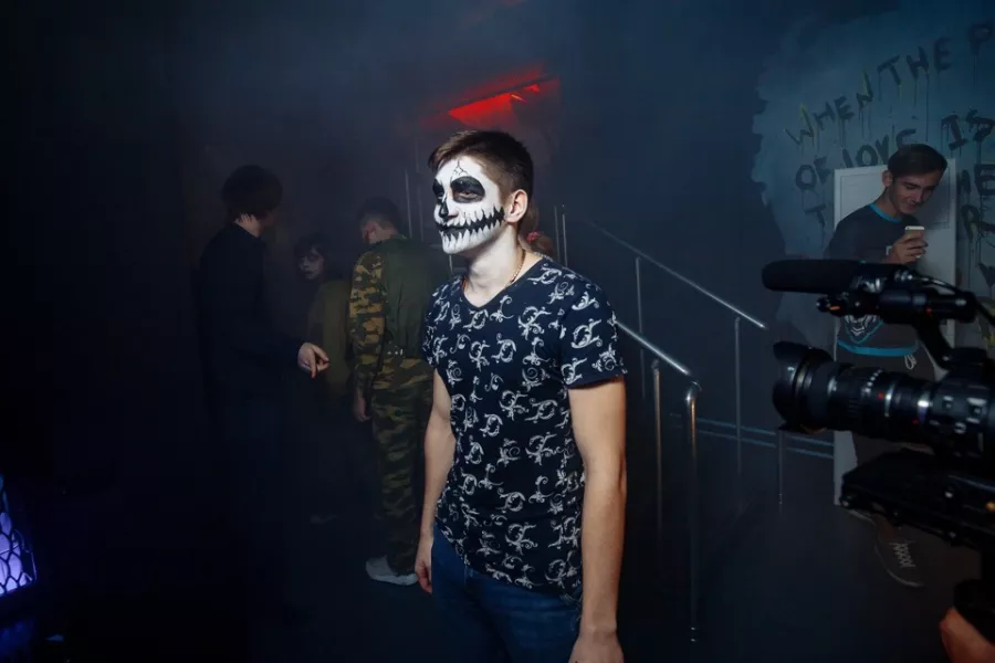 Компьютерный клуб Pr_v2 в Краснодаре: Компьютерный клуб, Киберспорт, Show room VR, Игровые зоны, ПК, Удобные кресла, Круглосуточно, Кальяны, Аренда залов, VIP-зал,