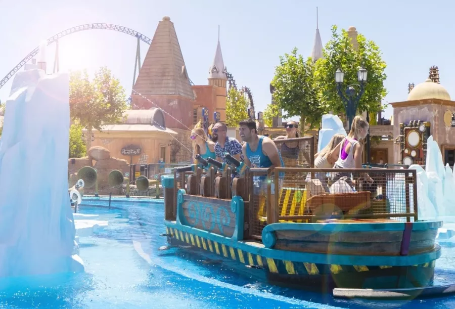 Парк аттракционов The Land Of Legends Theme Park в Серик: Игры,