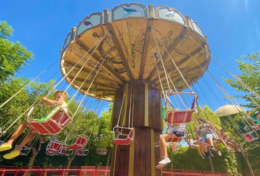 Парк аттракционов The Land Of Legends Theme Park в Серик: Игры,