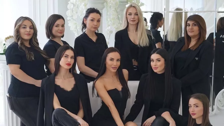 Салон красоты Pudra beauty studio в Краснодаре: Салон красоты, Маникюр, Педикюр, Лазерная эпиляция, Стрижки, Волосы, Окрашивание, Ресницы, Брови, Ногти,