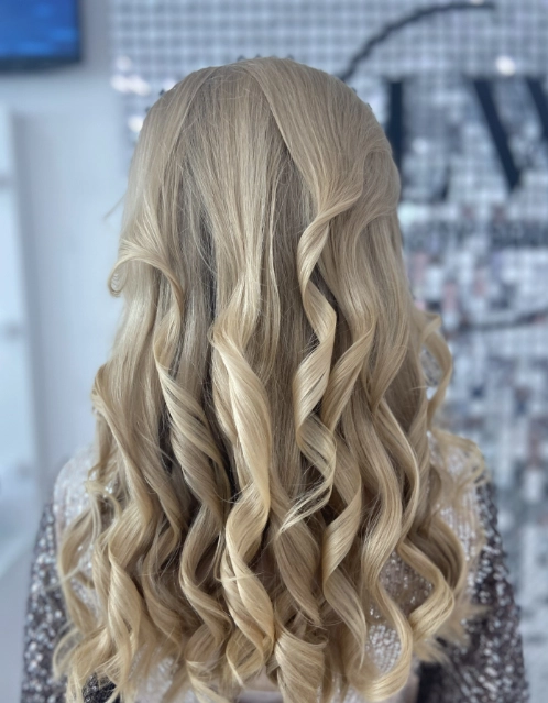 Салон красоты Pudra beauty studio в Краснодаре: Салон красоты, Маникюр, Педикюр, Лазерная эпиляция, Стрижки, Волосы, Окрашивание, Ресницы, Брови, Ногти,