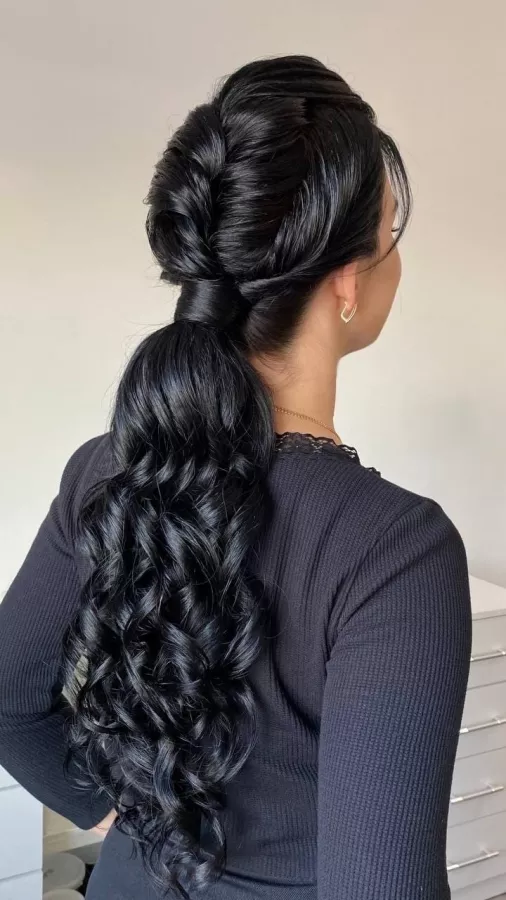 Салон красоты Pudra beauty studio в Краснодаре: Салон красоты, Маникюр, Педикюр, Лазерная эпиляция, Стрижки, Волосы, Окрашивание, Ресницы, Брови, Ногти,