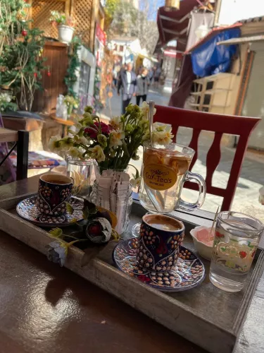 Кафе Çay Tea's  в  Анталии