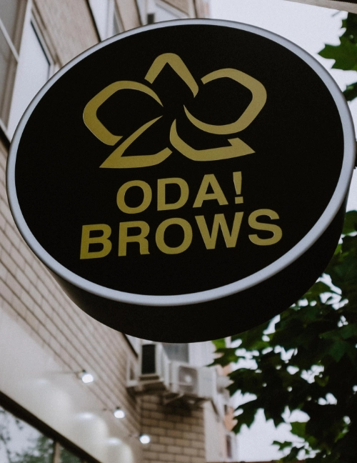 Студия ODA BROWS в Краснодаре: Наращивание ресниц, Макияж, Перманент бровей, Оформление бровей, Коррекция бровей, Окрашивание ресниц, Ламинирование ресниц,
