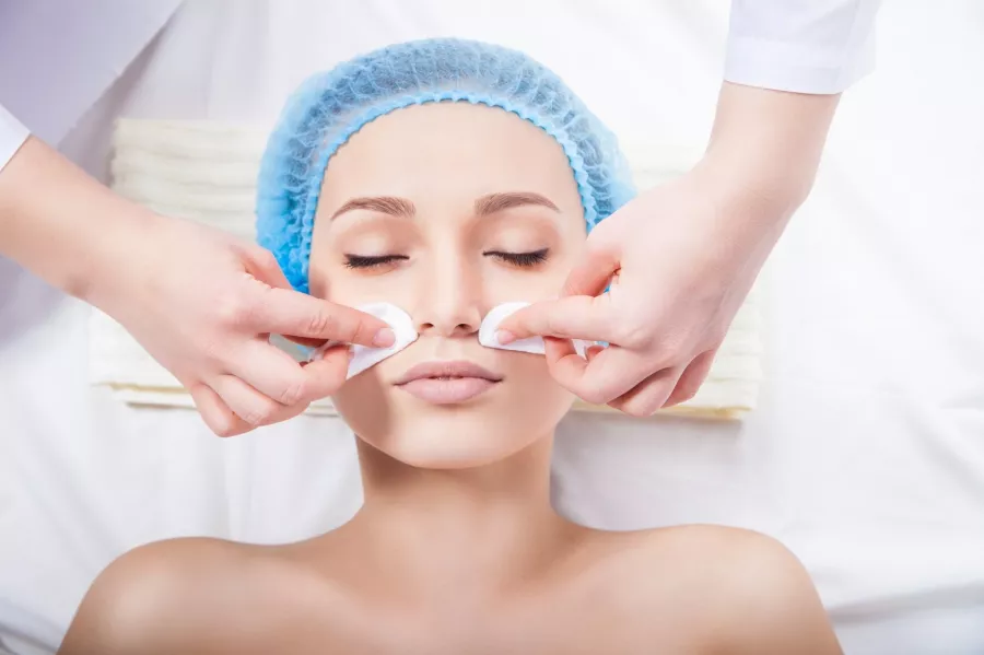 Салон красоты Ni Beauty Lab в Анталии: Салон красоты, Массаж, Лазерная эпиляция, Косметология,
