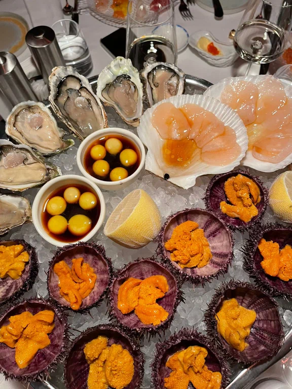 Ресторан Сахалин в Москве: Морепродукты, Доставка на дом, Крабы , Смотровая площадка,