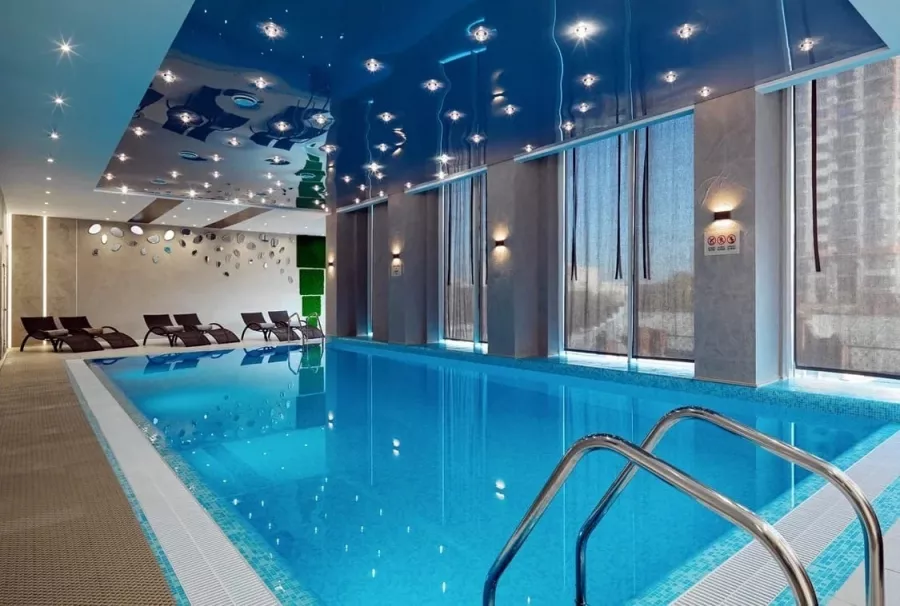 Отель Marriott 5* в Краснодаре: Отель, Номера, Жильё, Фитнес-центр, Бассейн, СПА, Рестораны, Конференц-залы, Переговорные комнаты,
