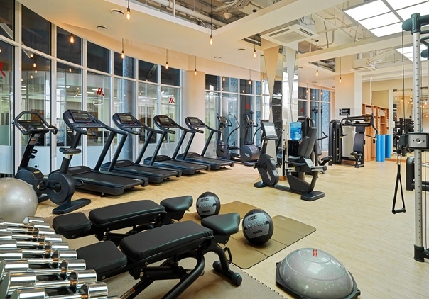 Отель Marriott 5* в Краснодаре: Отель, Номера, Жильё, Фитнес-центр, Бассейн, СПА, Рестораны, Конференц-залы, Переговорные комнаты,