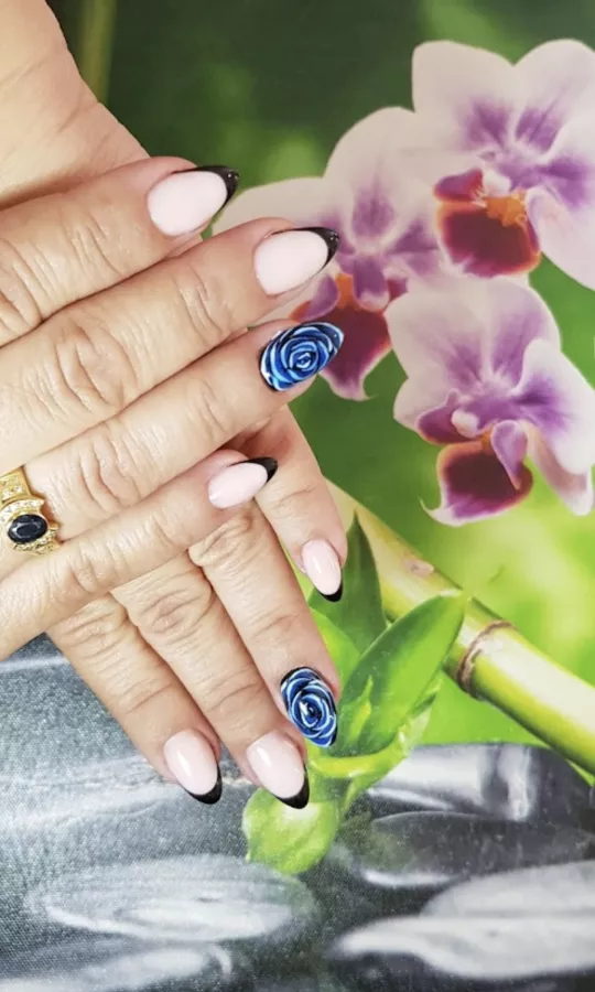 Салон красоты Esencia в Торревьехе: Волосы, Стрижка, Красота,