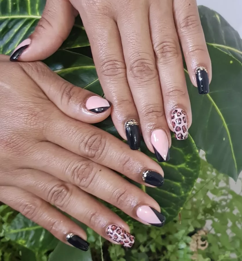 Салон красоты Esencia в Торревьехе: Волосы, Стрижка, Красота,