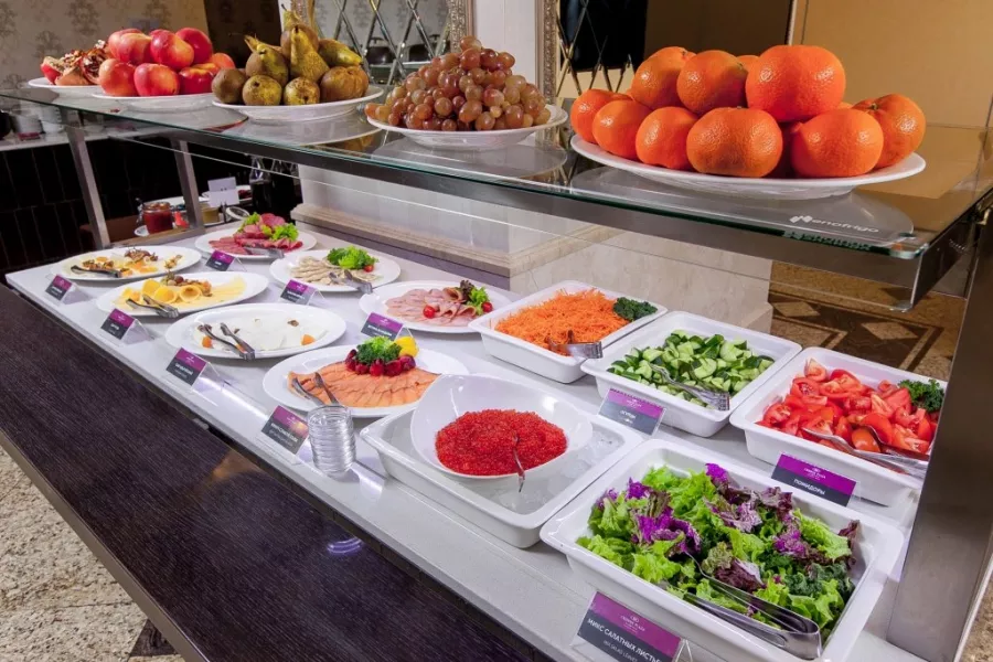 Отель Crowne Plaza Krasnodar 4* в Краснодаре: Отель, Номера, Жильё, Конференц-залы, Рестораны, Бизнес-зона, Фитнес-центр,