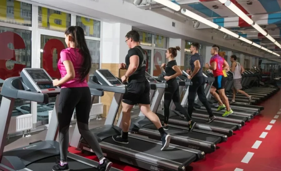 Фитнес-клуб Forma Fitness в Краснодаре: Развиваться, Фитнес, Фитнес-клуб, Тренажёры, Бассейн, Фито-бар, СПА, Зал для единоборств, Игровая комната,