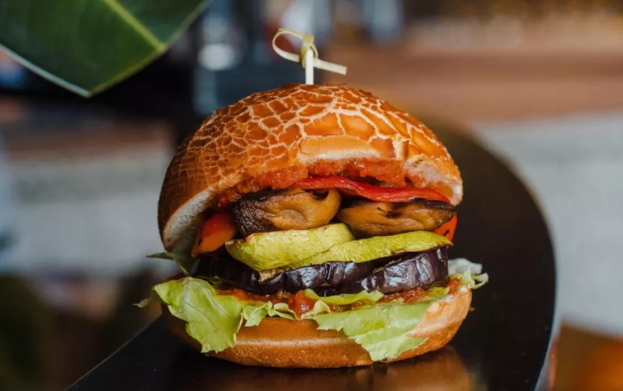 Burger Bar Krasnodar в Краснодаре: Кафе, Бар, Бургерная, Вкусная Еда, Быстрое питание, Бургеры, Парк Краснодар,