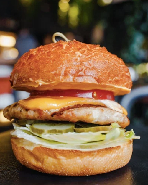 Burger Bar Krasnodar в Краснодаре: Кафе, Бар, Бургерная, Вкусная Еда, Быстрое питание, Бургеры, Парк Краснодар,