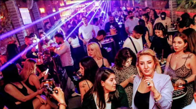 Ночной клуб "Escape Club İstanbul"